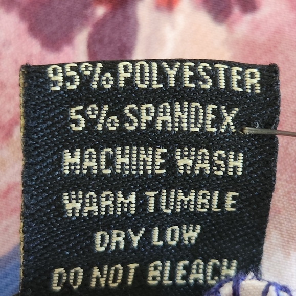 NWT Like an Angel Floral Print Pant Plus Size. - Picture 10 of 10